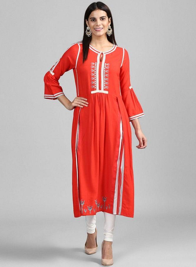 Red Round Neck Floral Print kurta - wforwoman