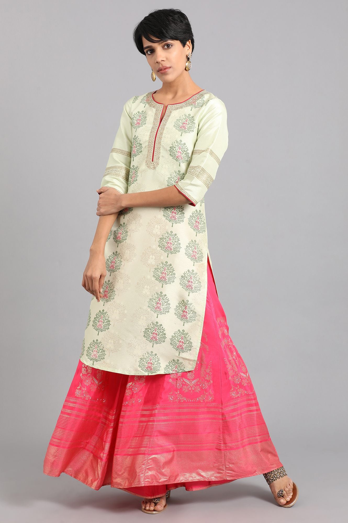 Beige &amp; Green Round Neck Printed kurta