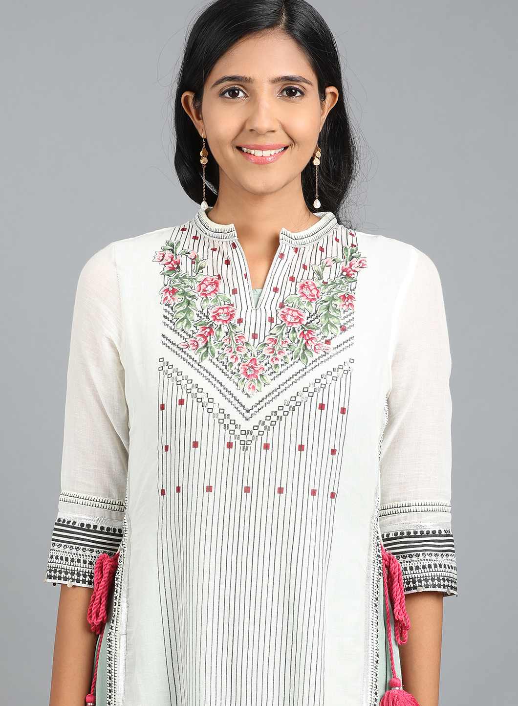 White Mandarin Neck Floral Print kurta