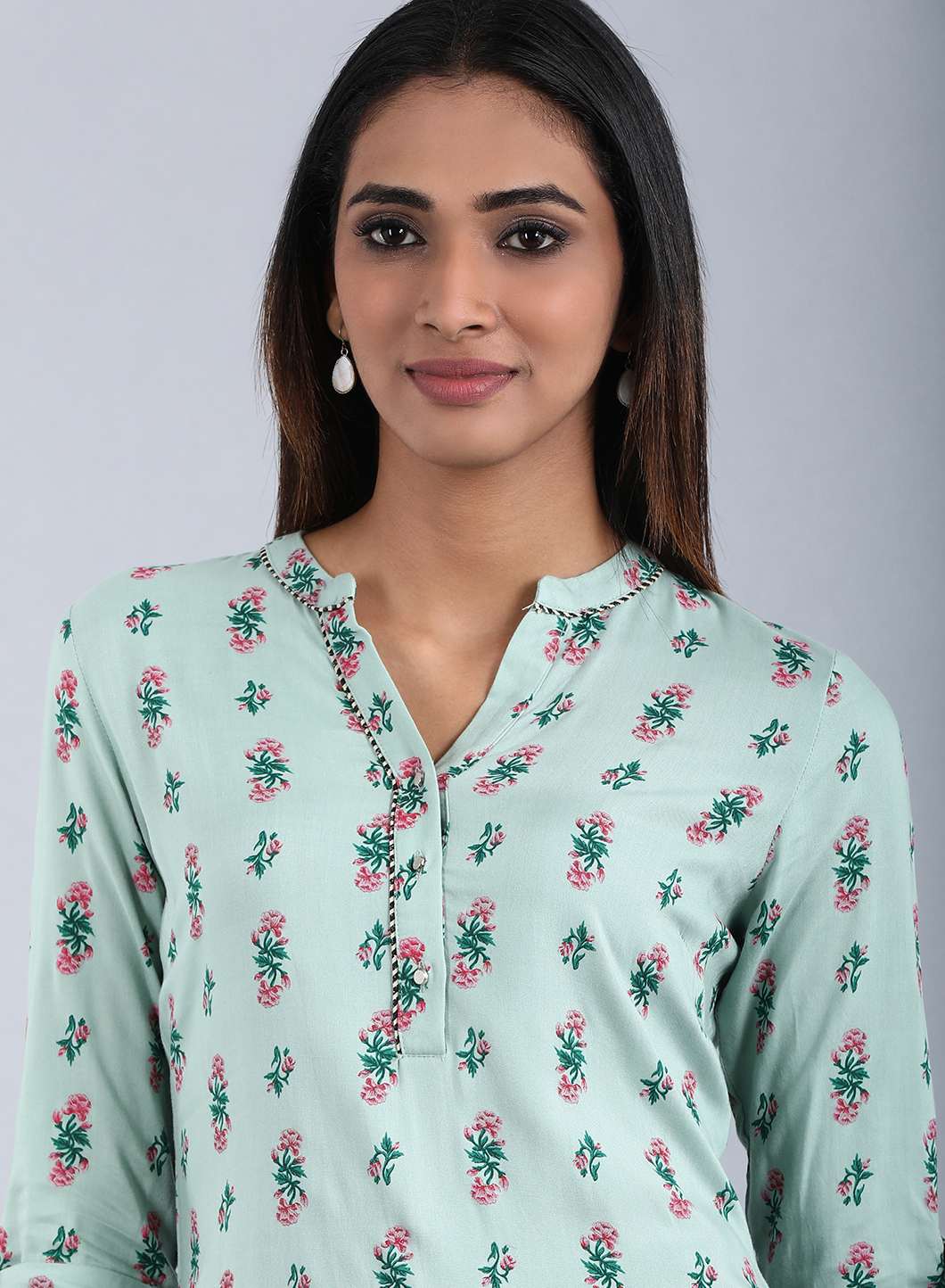 Green Mandarin Neck Floral Print kurta