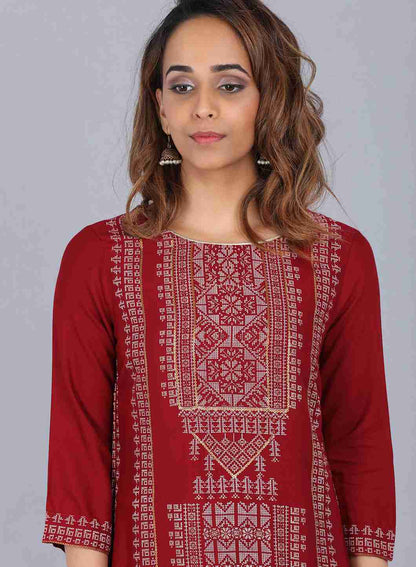 Maroon Round Neck Printed kurta