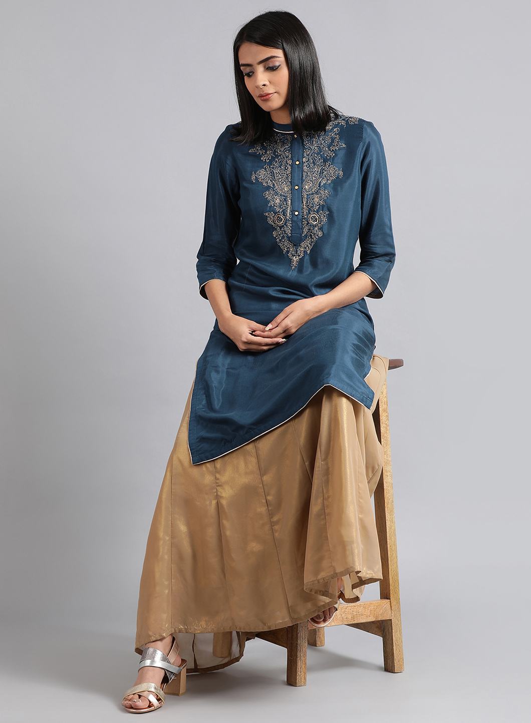 Blue Mandarin Neck Solid kurta