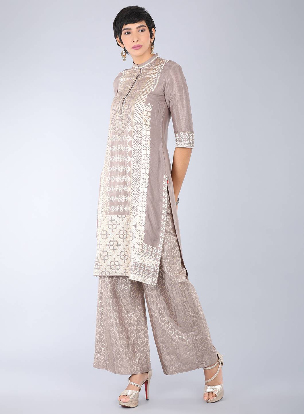 Brown Mandarin Neck Embellished kurta