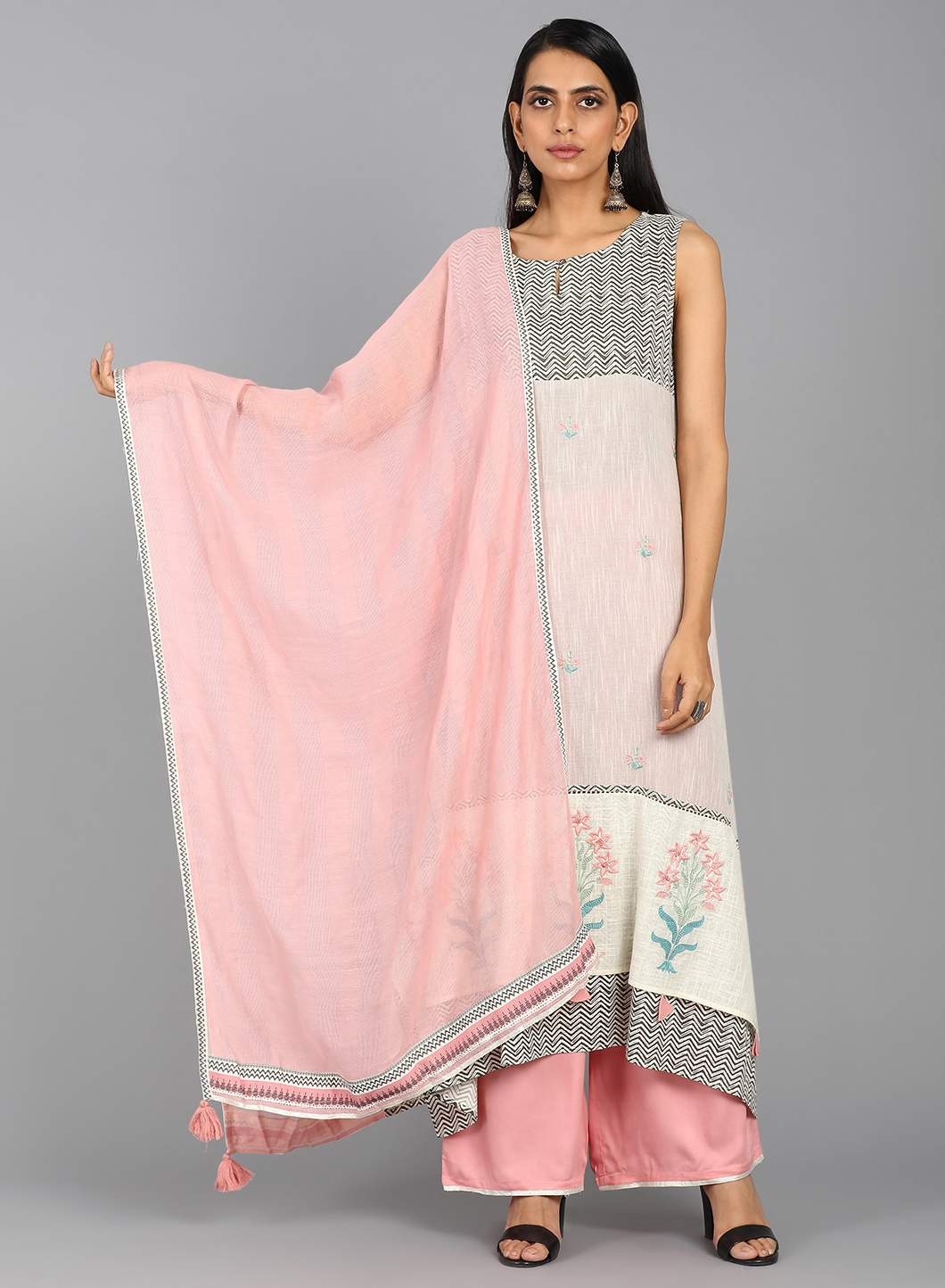 Pink Solid Dupatta