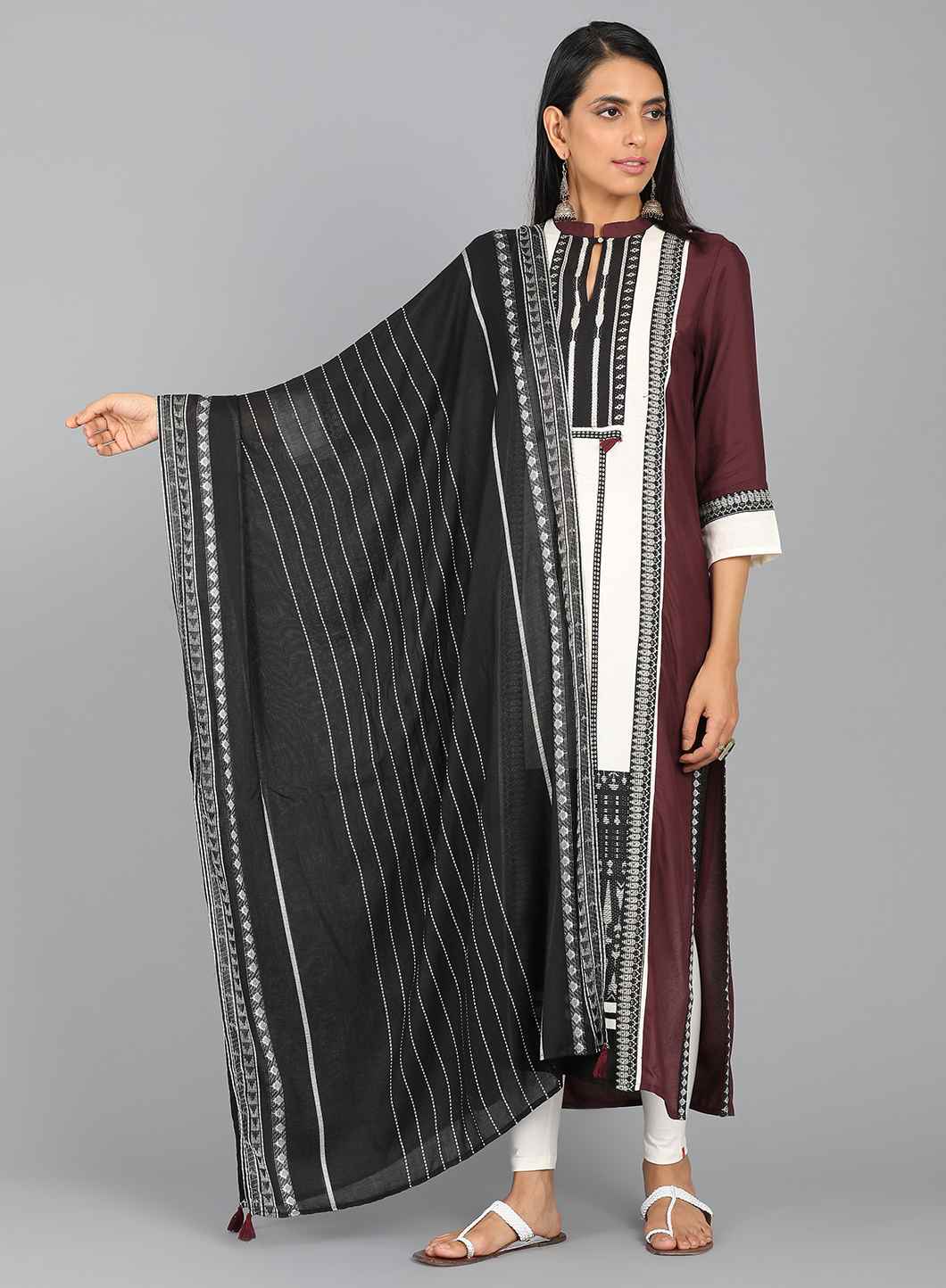 Black Dobby Dupatta