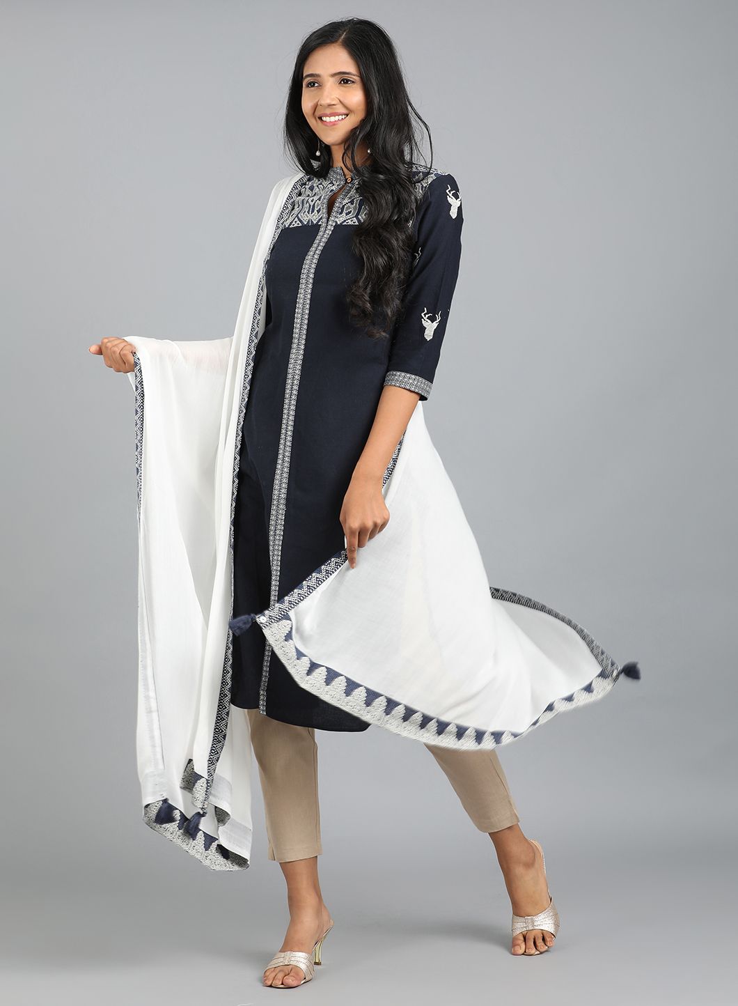 White Solid Dupatta