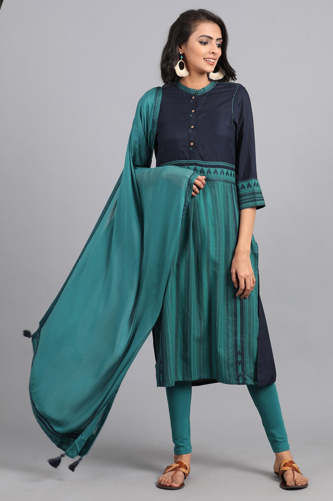 Blue Solid Dupatta