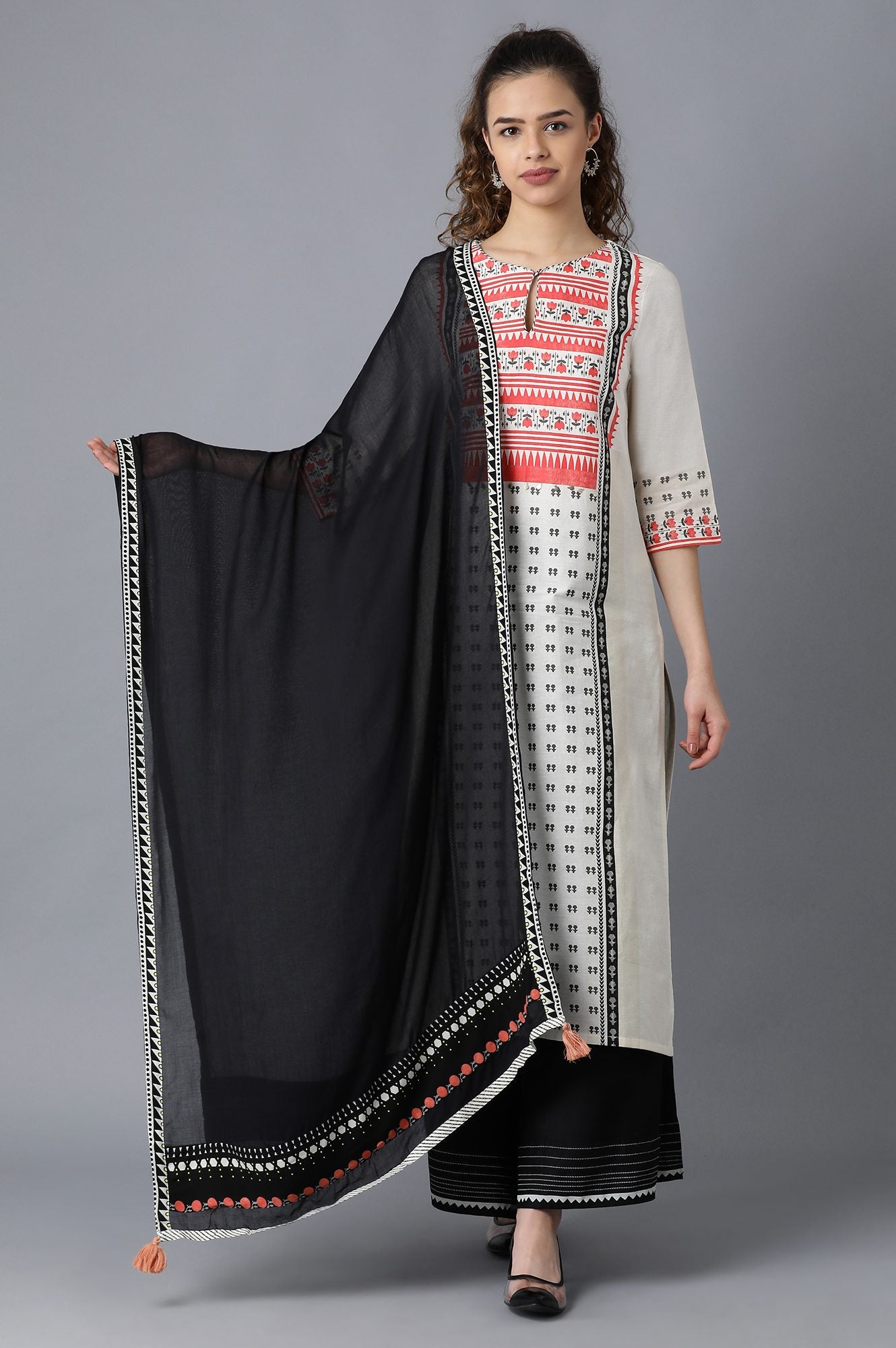 Black Solid Dupatta