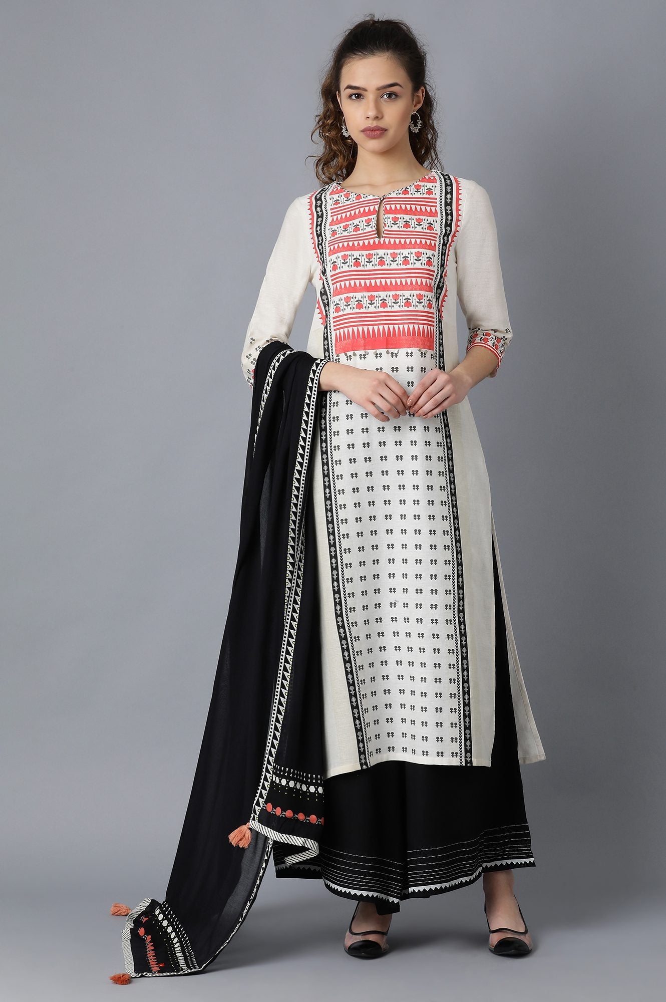 Black Solid Dupatta