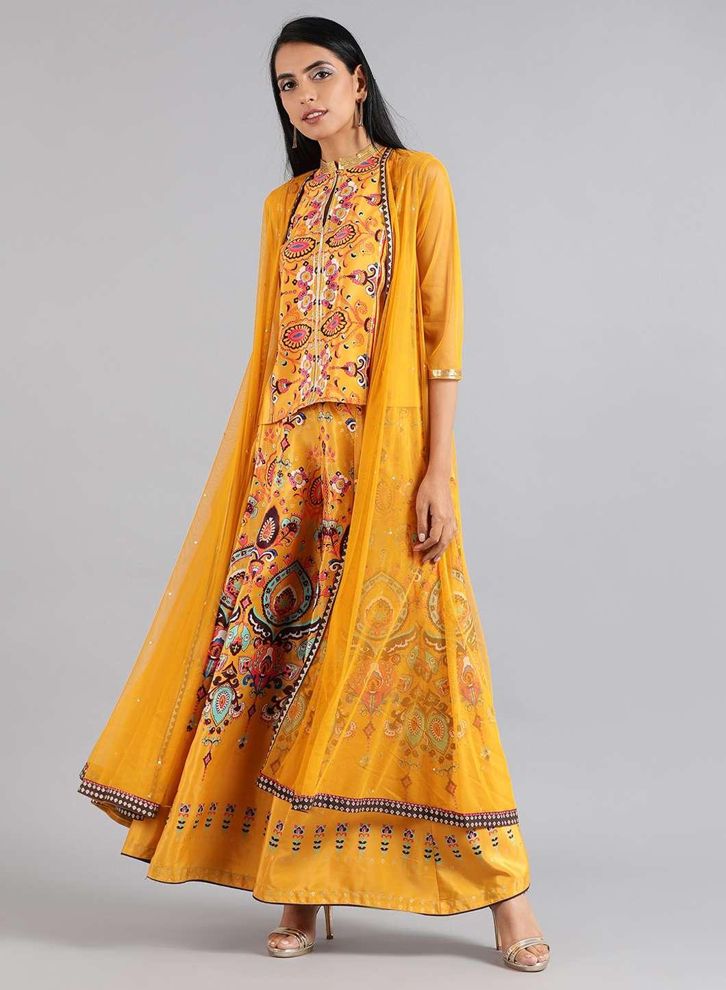 Yellow Mandarin Neck Printed kurta Set - wforwoman