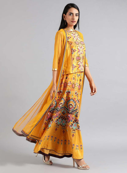 Yellow Mandarin Neck Printed kurta Set - wforwoman