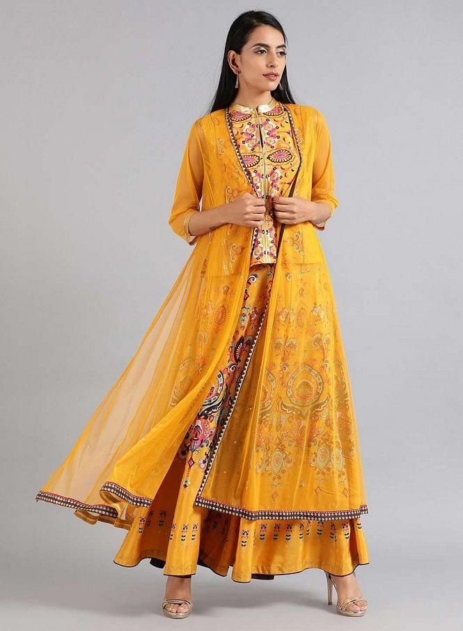 Yellow Mandarin Neck Printed kurta Set - wforwoman