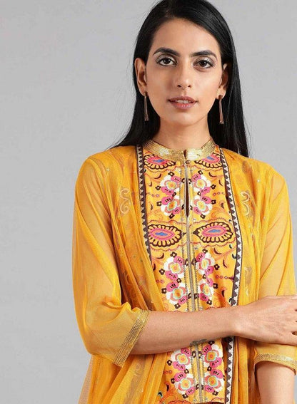 Yellow Mandarin Neck Printed kurta Set - wforwoman