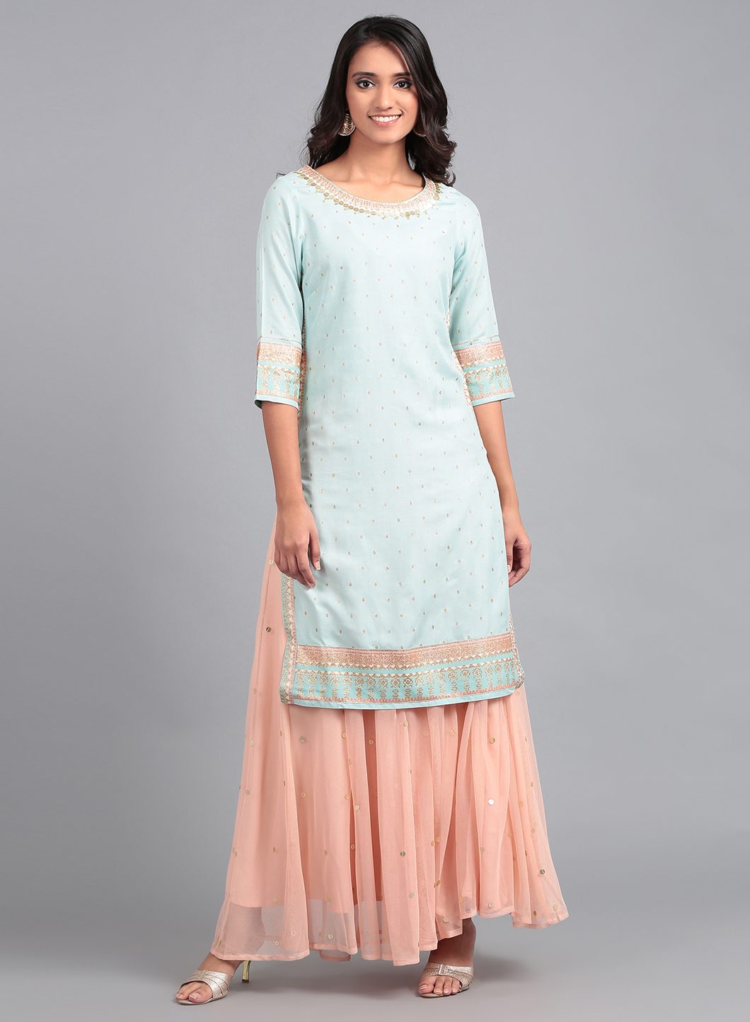 Blue Round Neck Embellished kurta Set