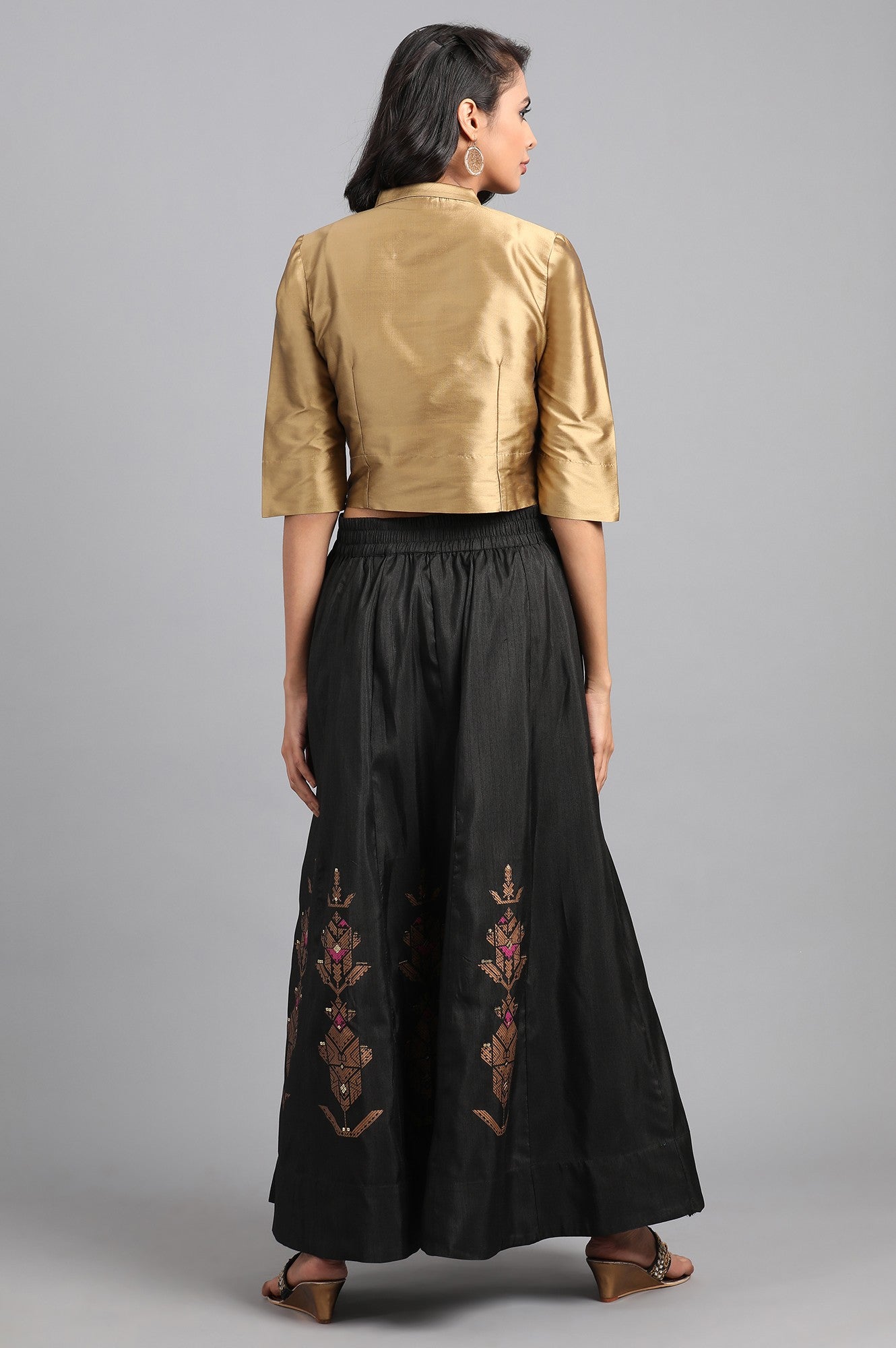 Gold &amp; Black kurta Set