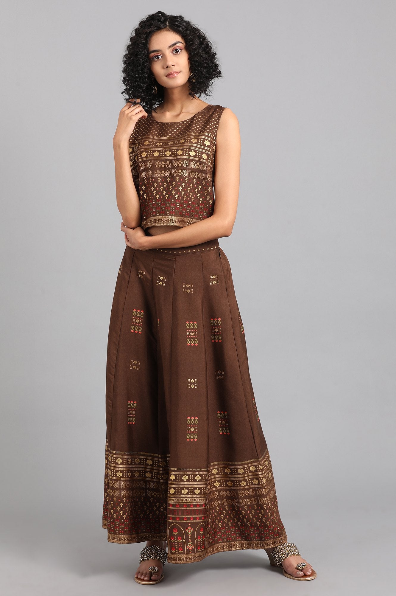 Brown Round Neck Cape Sleeve kurta Set