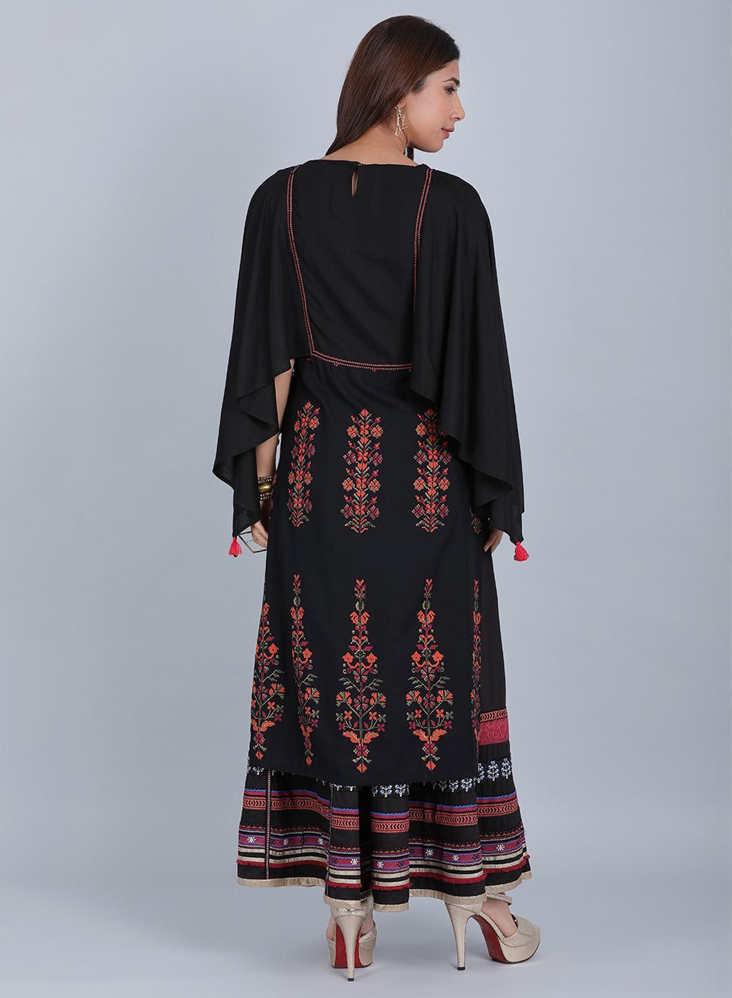 Black Mandarin Neck Embellished kurta - wforwoman