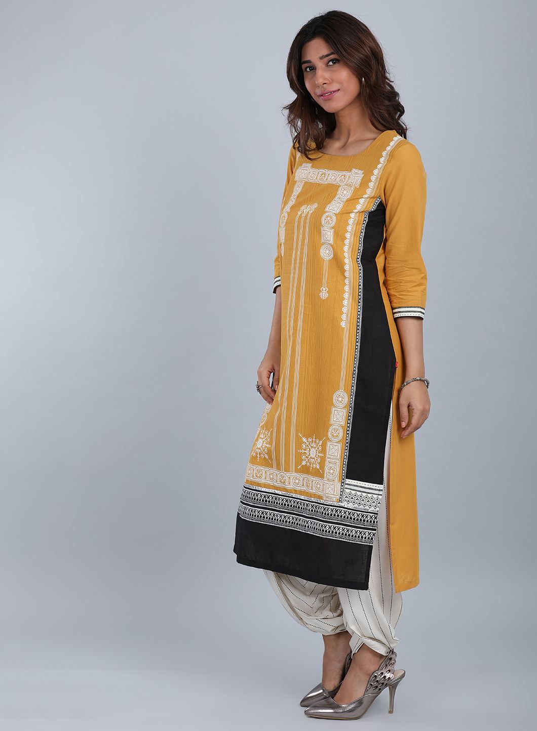 Yellow Round Neck Printed kurta