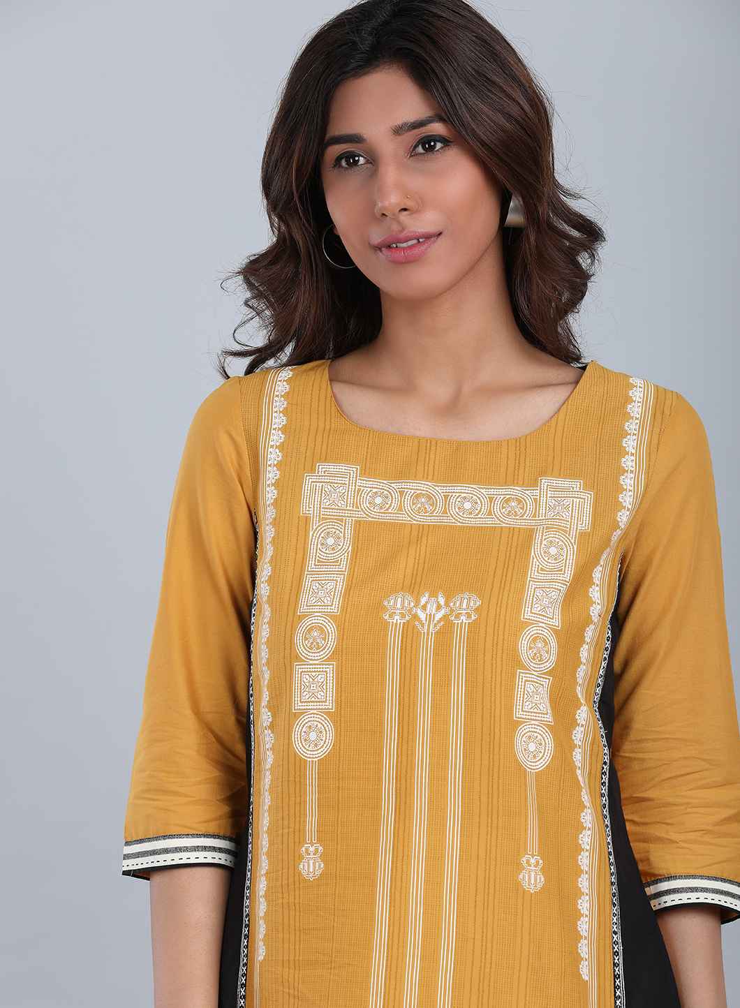 Yellow Round Neck Printed kurta