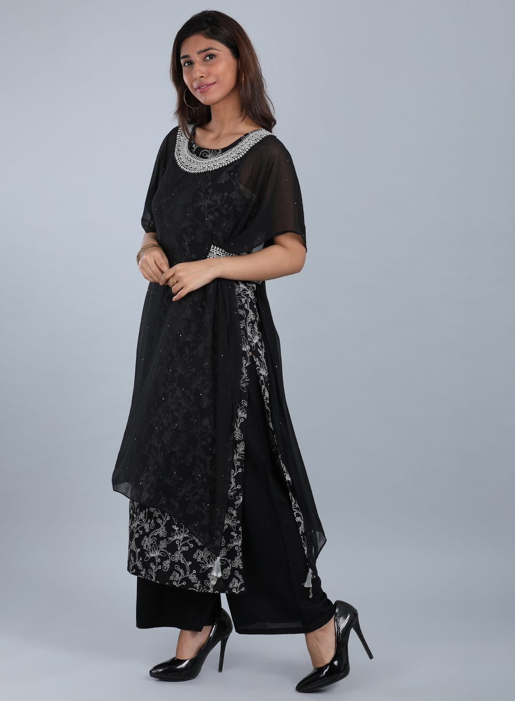 Black Round Neck Sleeveless kurta