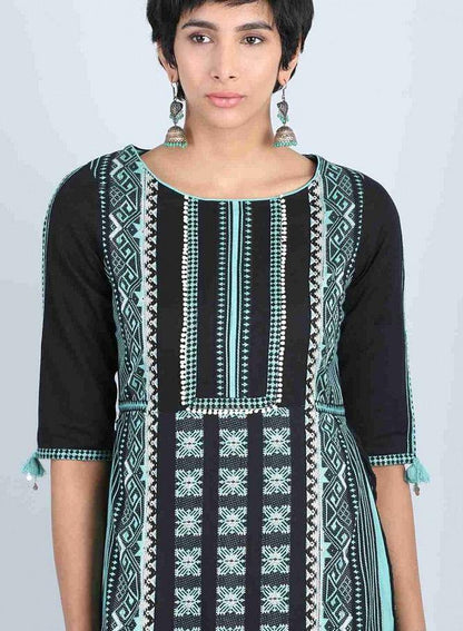 Black Round Neck Gathered kurta - wforwoman