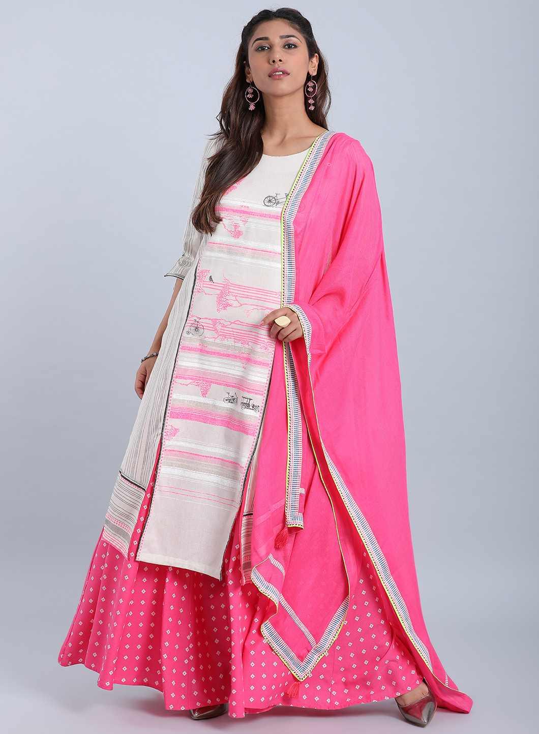 Off-White &amp; Pink Printed Round Neck kurta - wforwoman