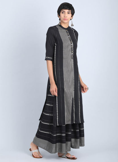 Black Mandarin Neck Printed kurta - wforwoman