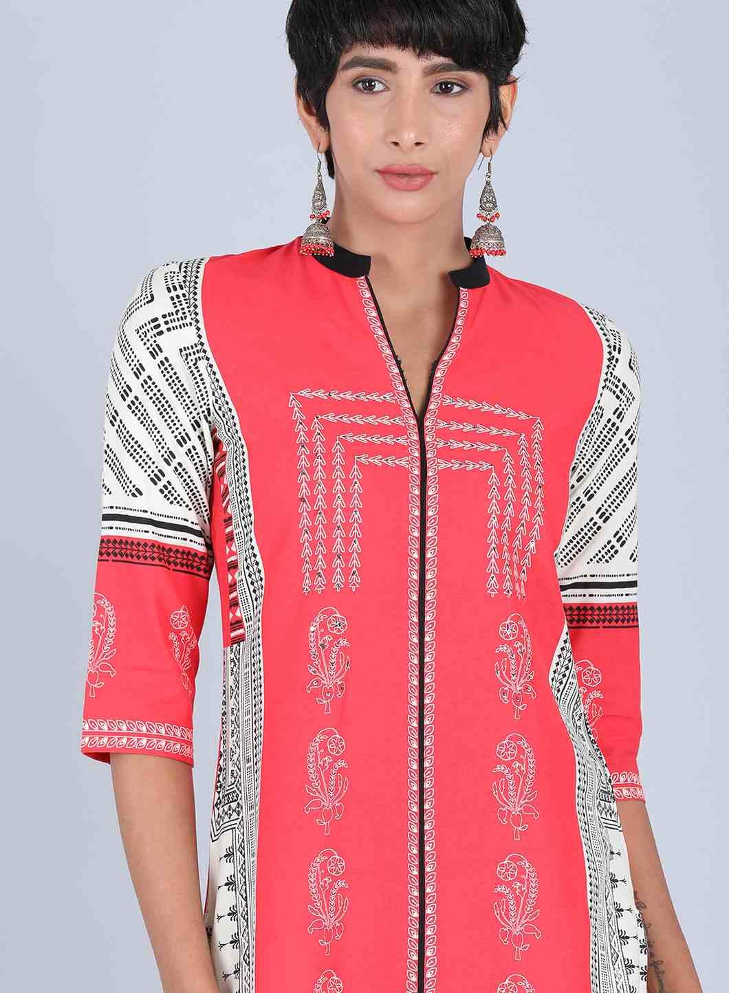 Red Mandarin Neck Printed kurta - wforwoman