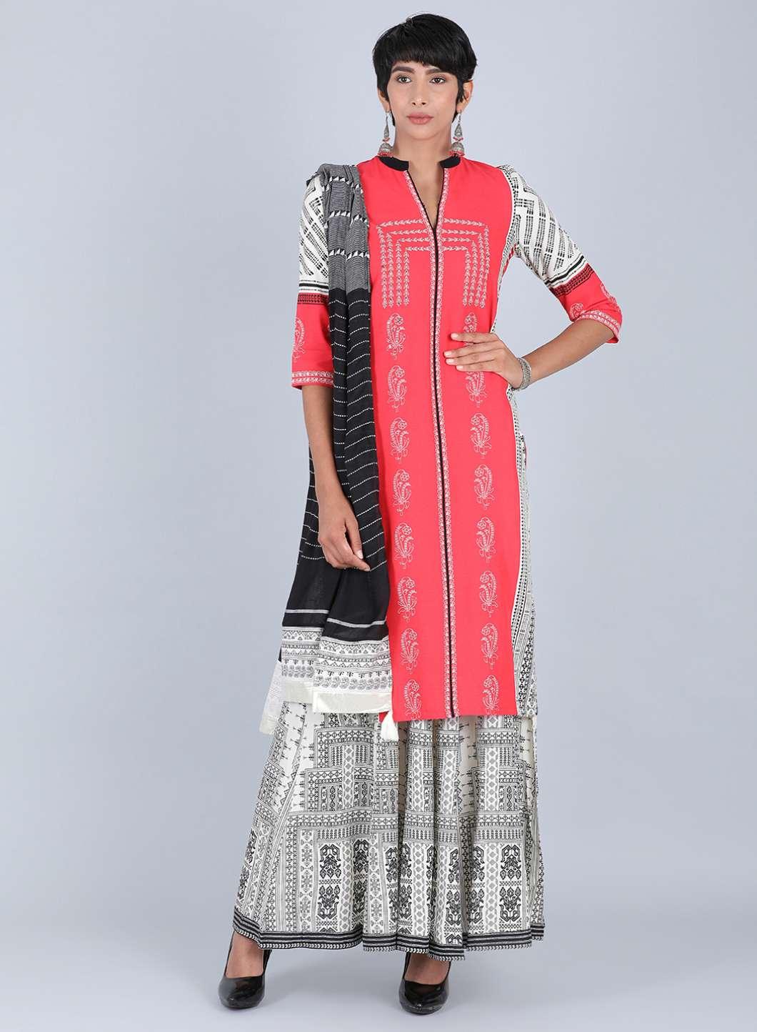 Red Mandarin Neck Printed kurta - wforwoman