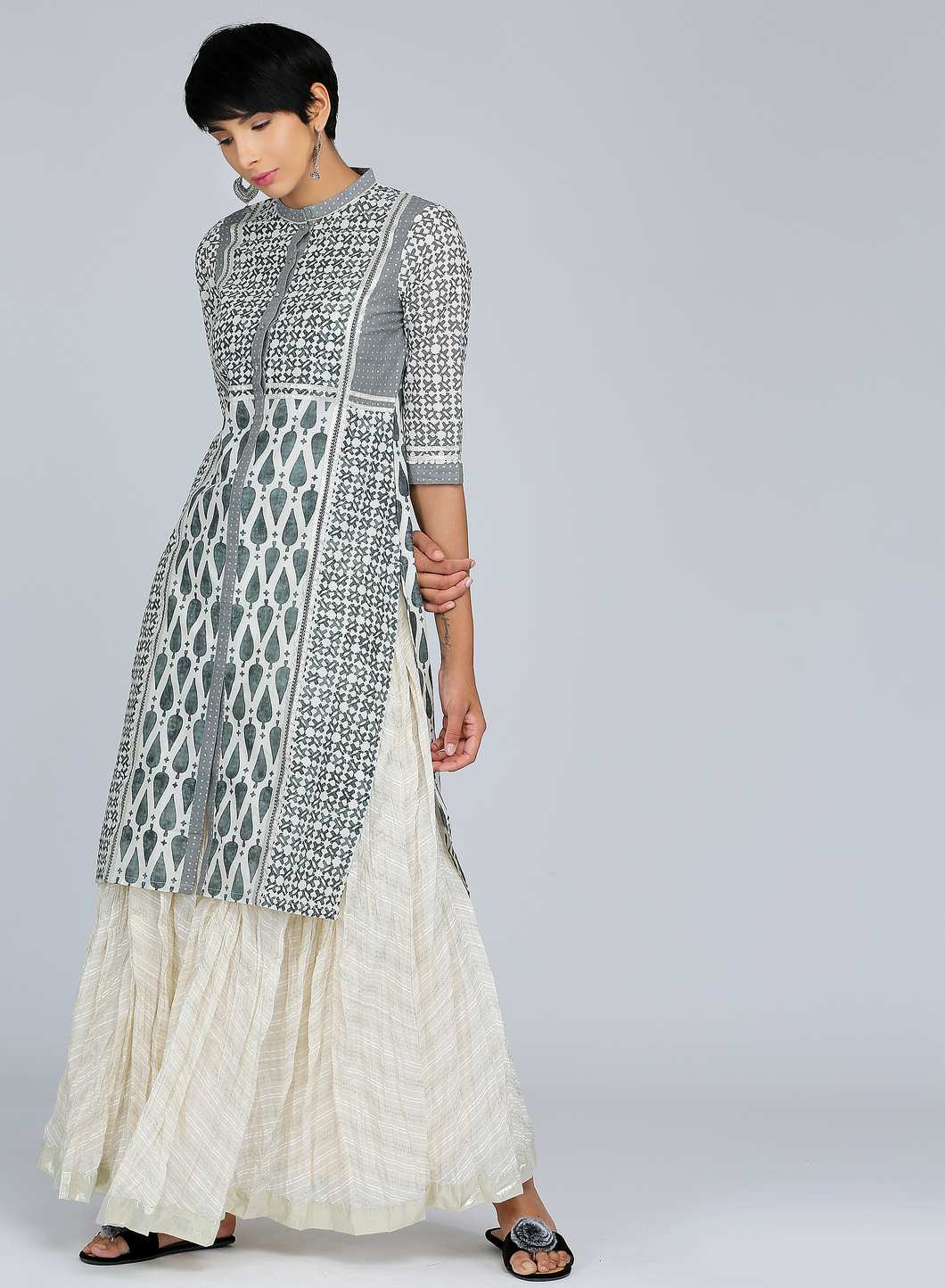 Grey Mandarin Neck Printed kurta