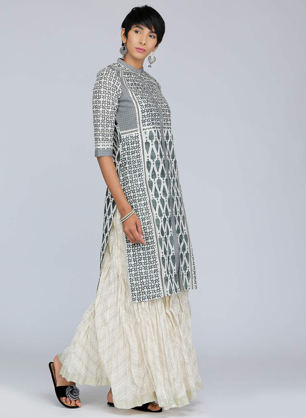 Grey Mandarin Neck Printed kurta