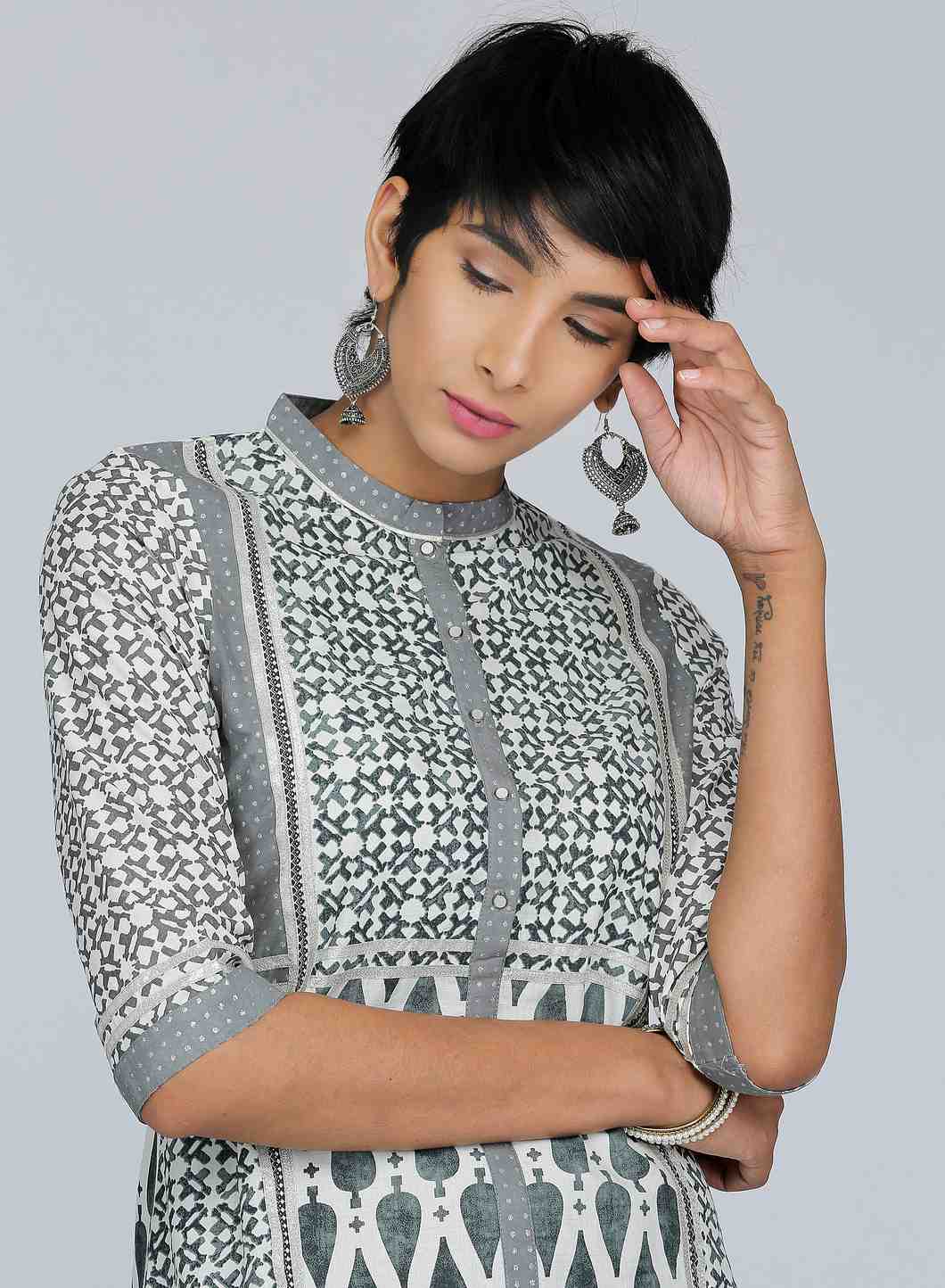 Grey Mandarin Neck Printed kurta