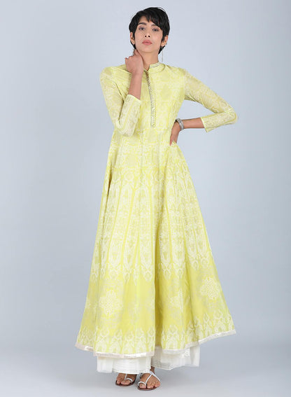 Yellow Mandarin Neck Embellished kurta