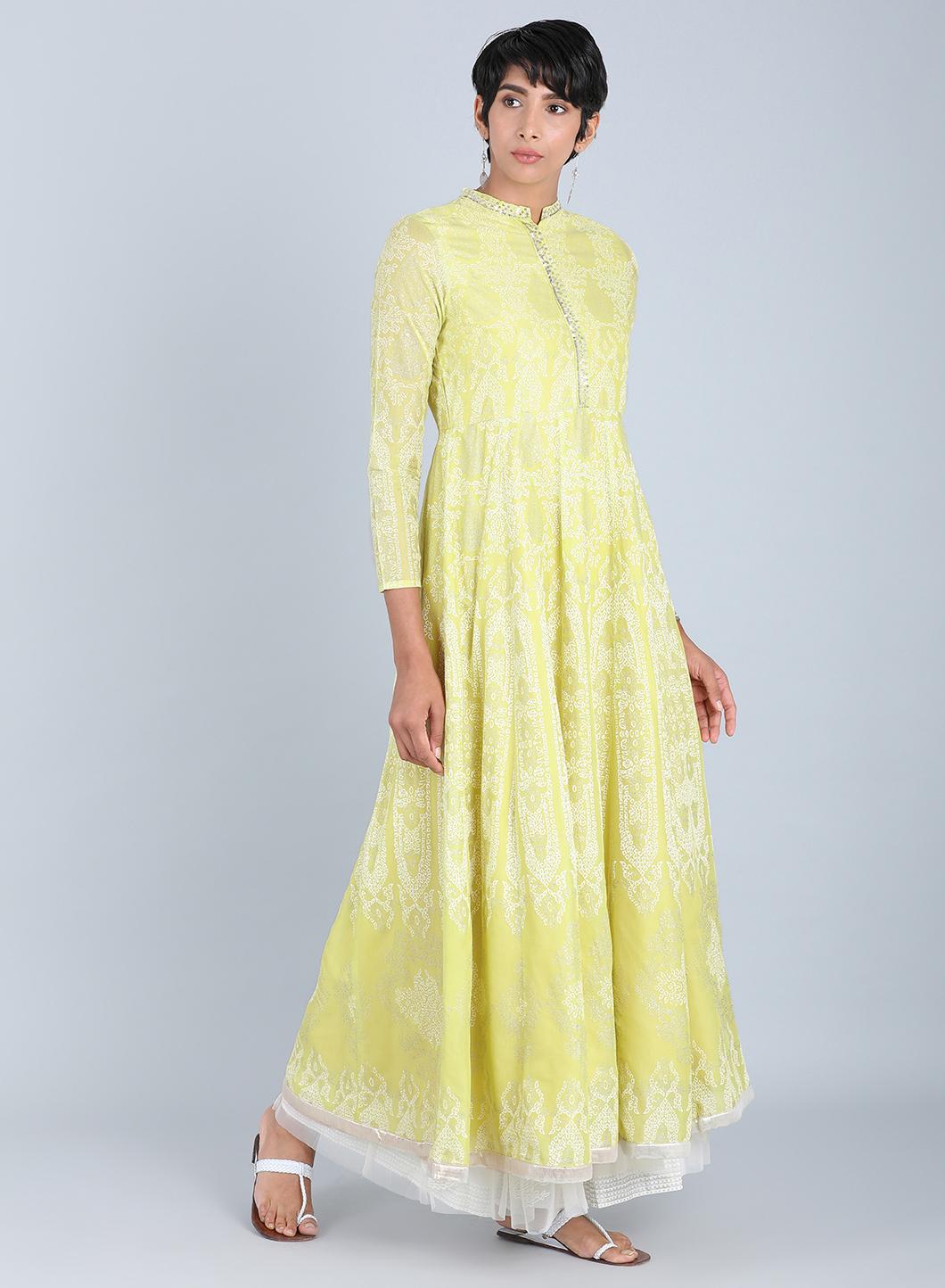 Yellow Mandarin Neck Embellished kurta