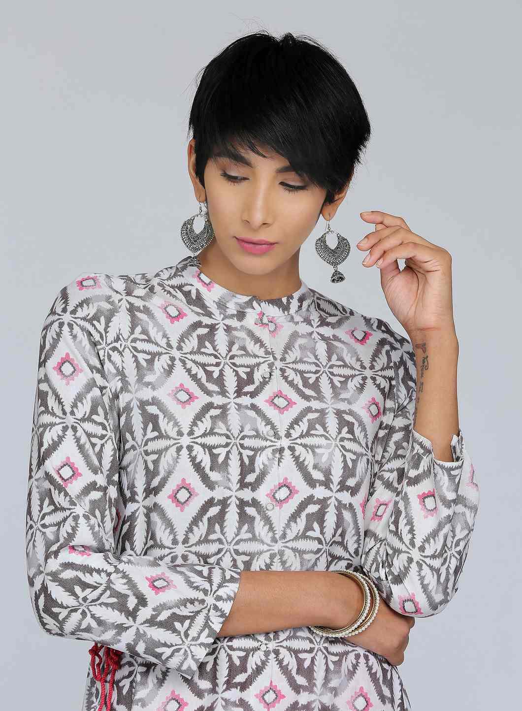 White Sleeveless Printed kurta - wforwoman