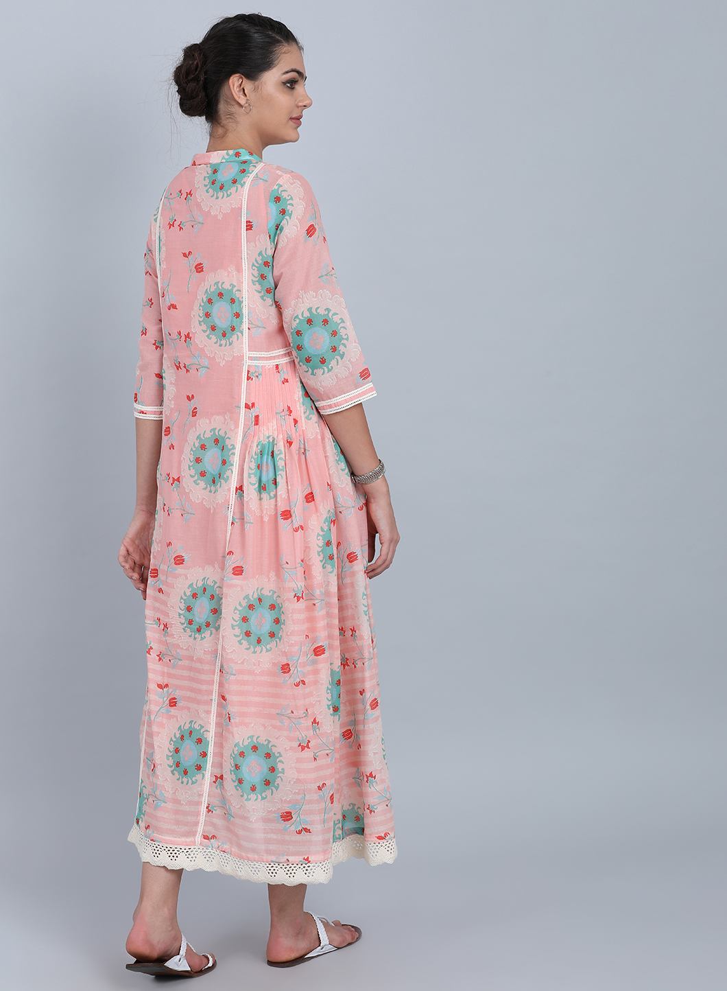 Pink Mandarin Neck Printed kurta