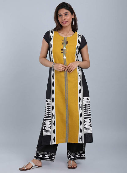 Yellow &amp; Black Round Neck kurta - wforwoman