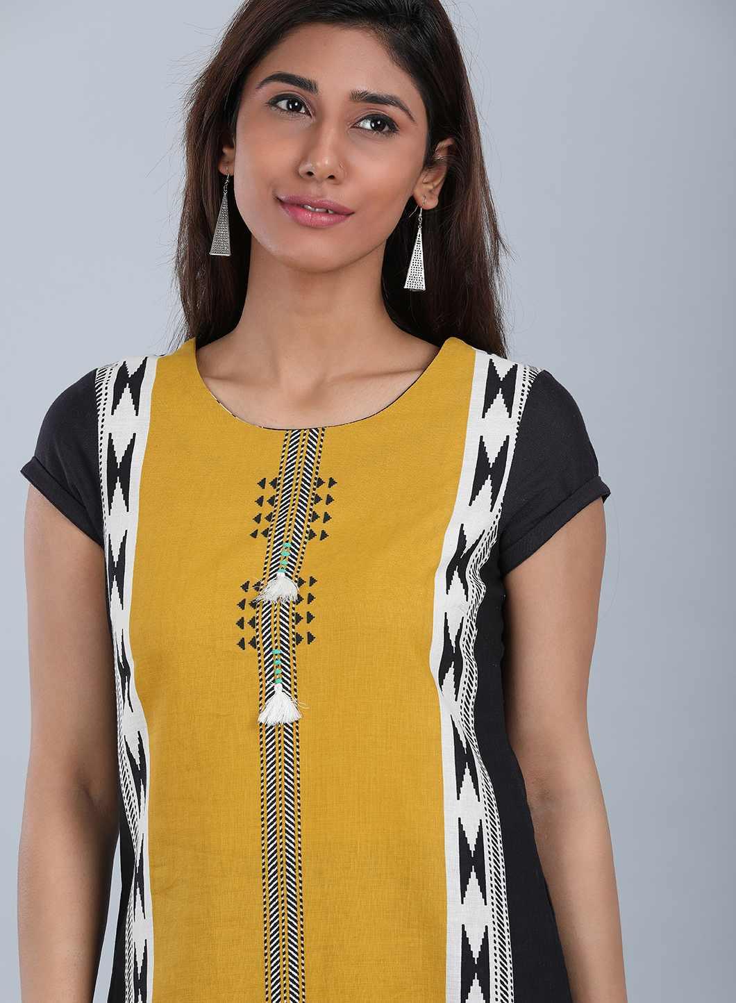 Yellow &amp; Black Round Neck kurta - wforwoman