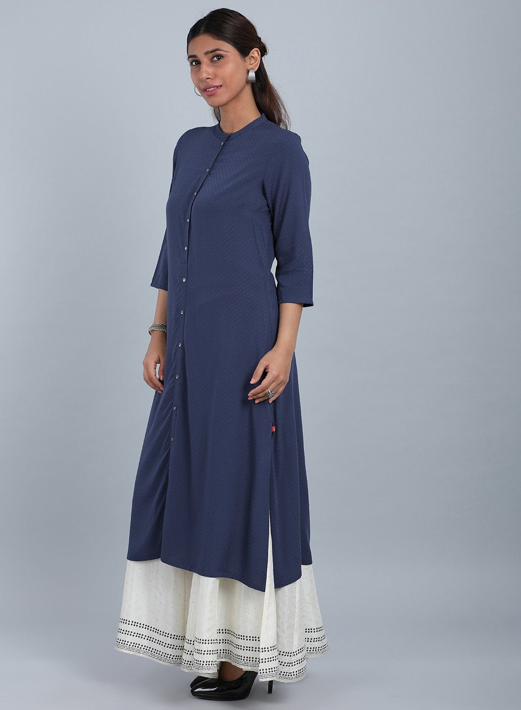 Blue Mandarin Neck Solid kurta