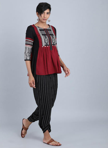 Maroon Round Neck Printed Top - wforwoman