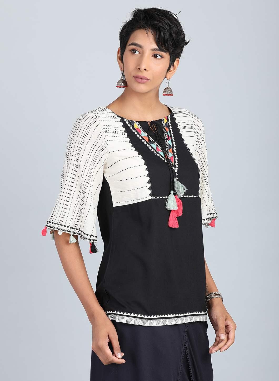 Black Round Neck Tassel Top - wforwoman