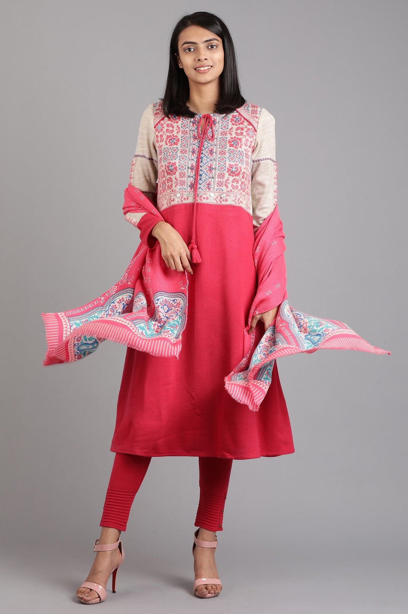 Pink Round Neck Solid Tie-Up Winter Kurta