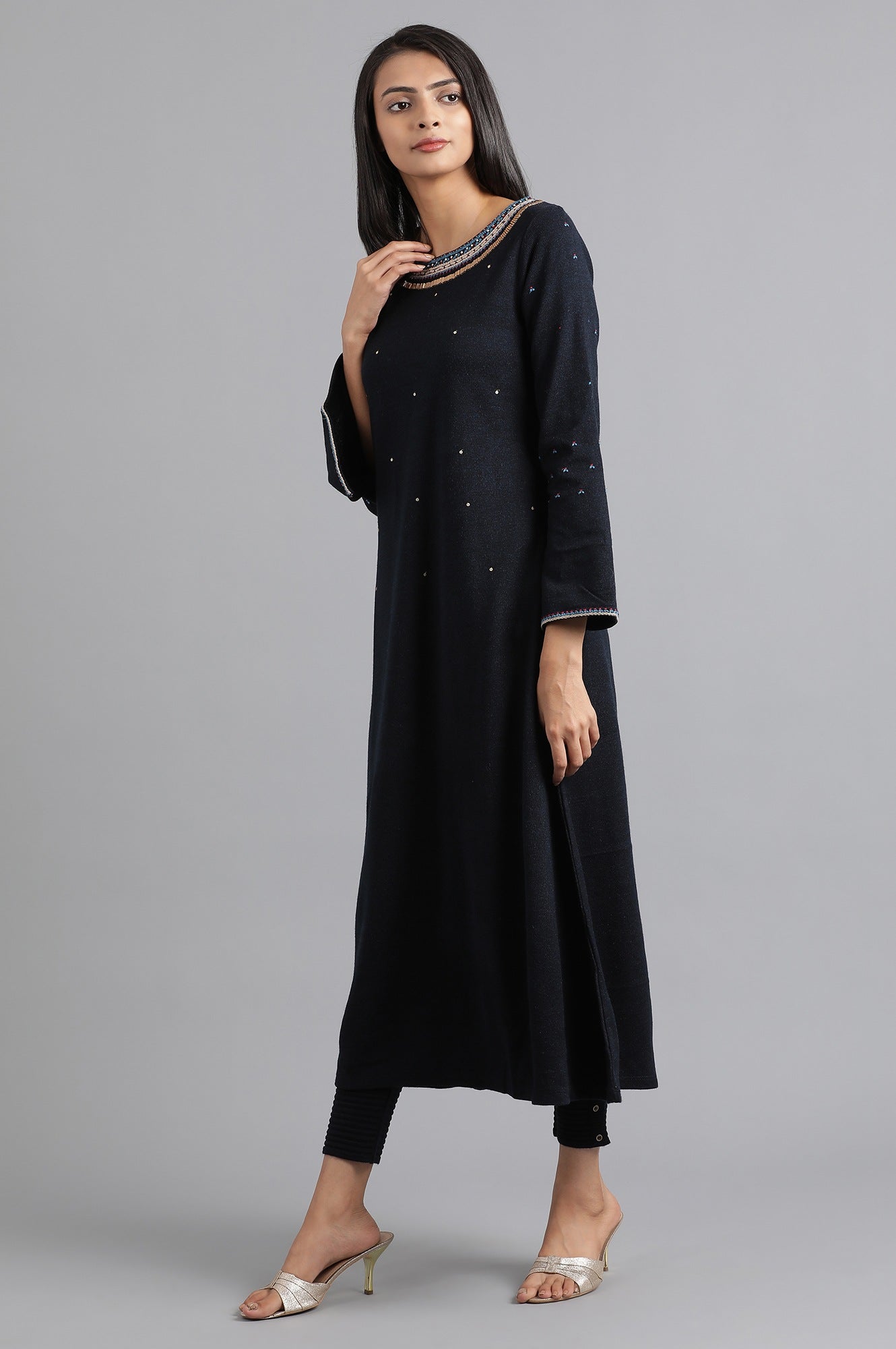 Blue Round Neck Solid Winter kurta