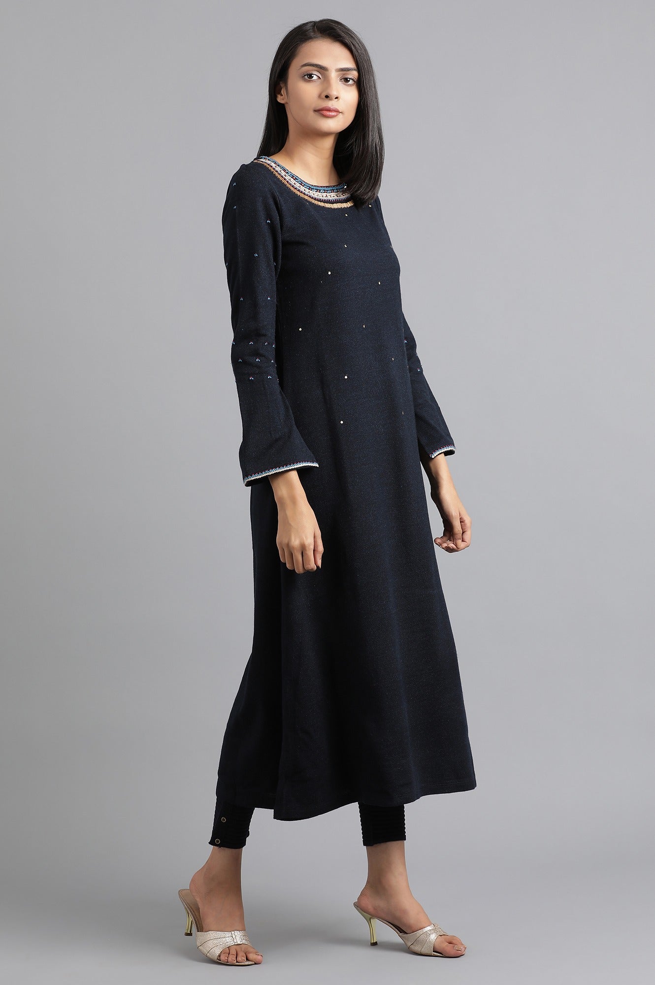 Blue Round Neck Solid Winter kurta