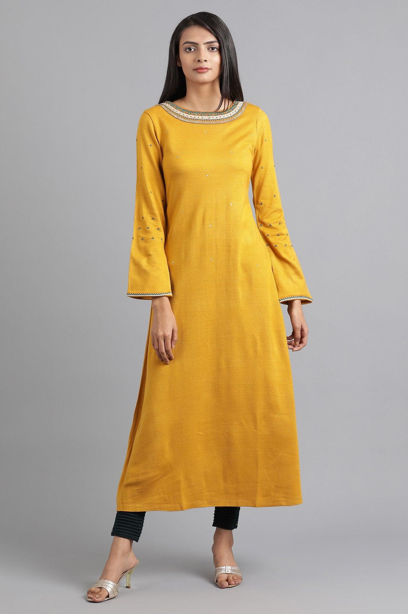 Yellow Round Neck Solid Winter kurta - wforwoman