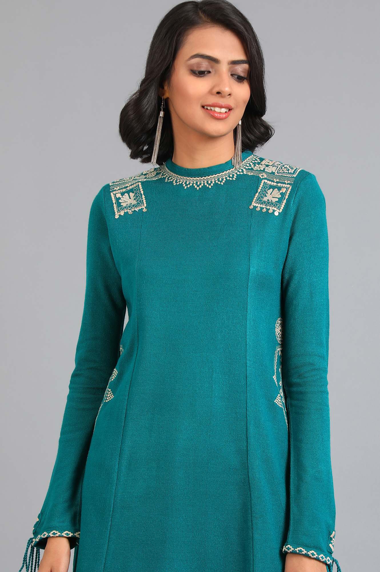 Blue Round Neck Solid Winter Kurta