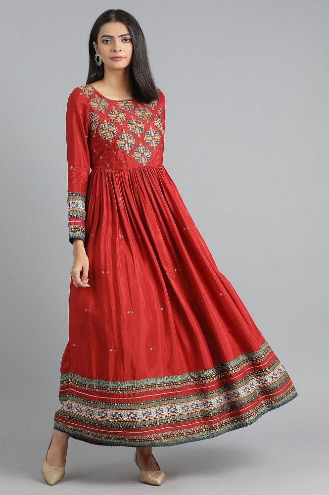 Red Round Neck Embroidered Dress - wforwoman