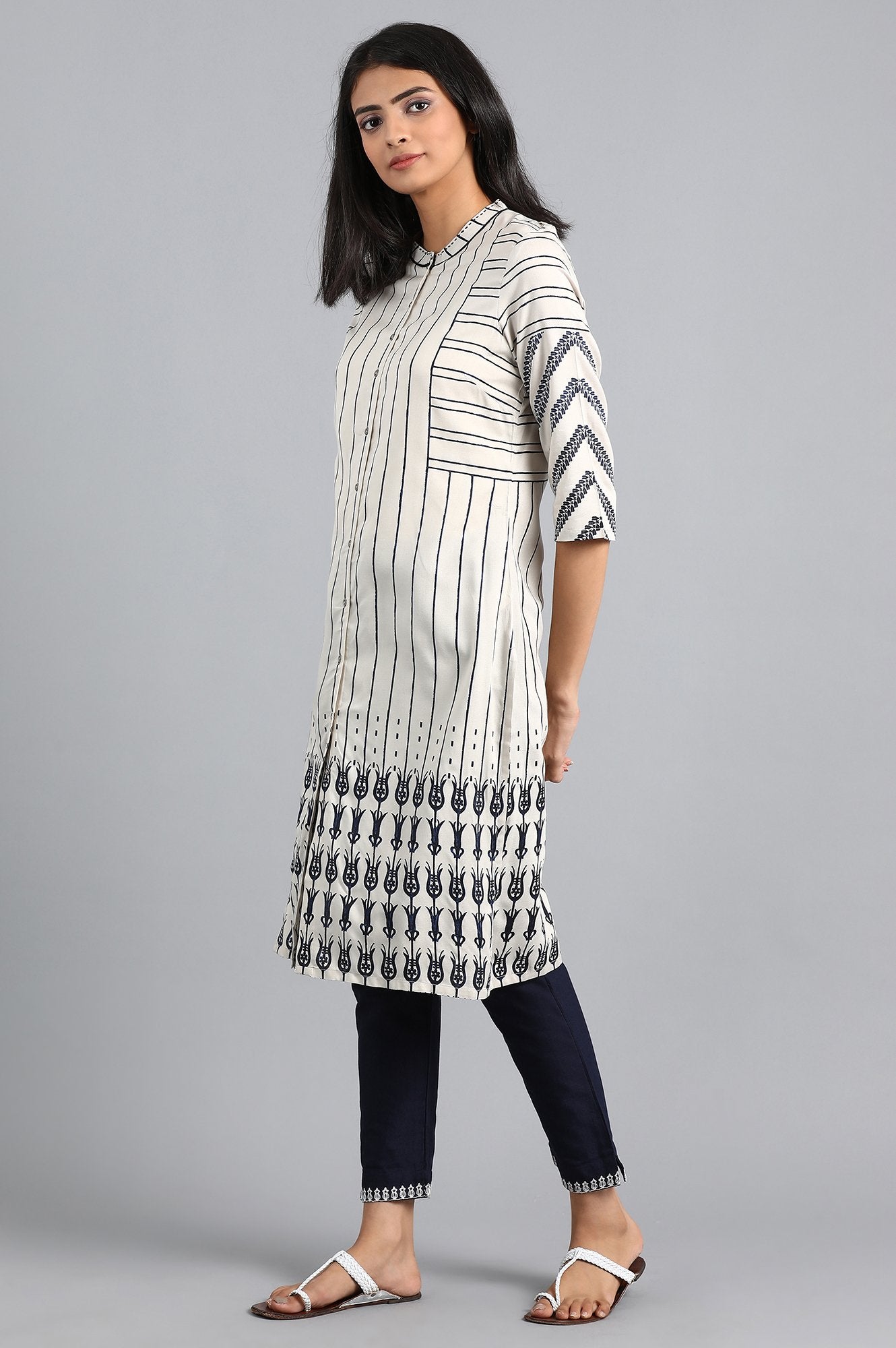 Grey Mandarin Neck Printed kurta