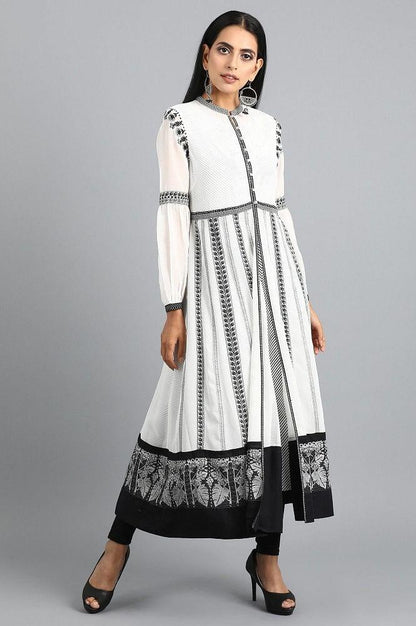 White Mandarin Neck Embroidered kurta - wforwoman