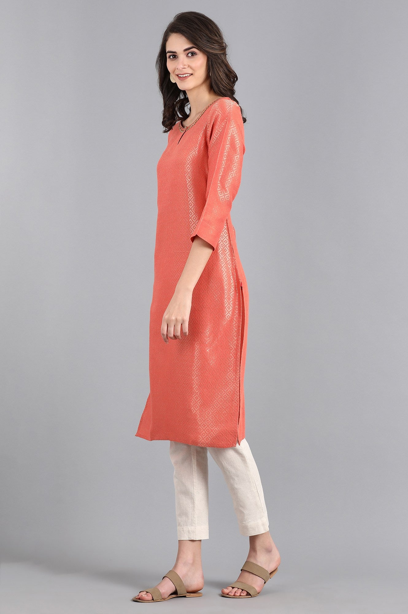 Peach Round Neck Jacquard kurta